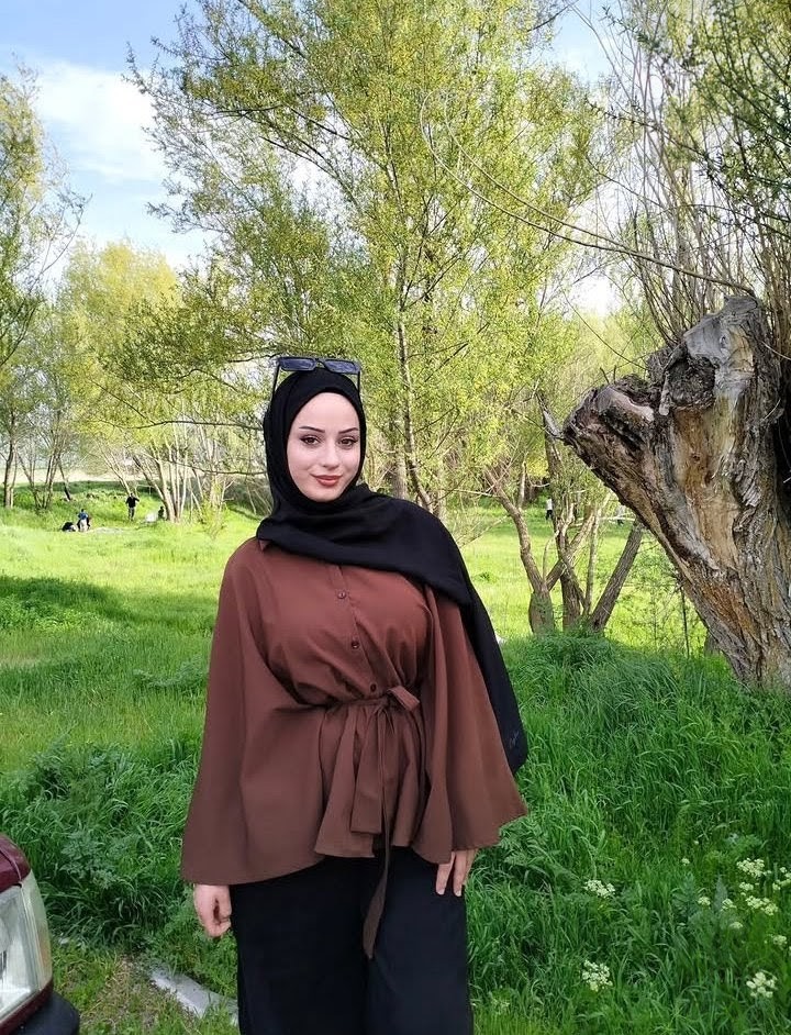Tepe Tatlı Dilli Bayan Escort Kader