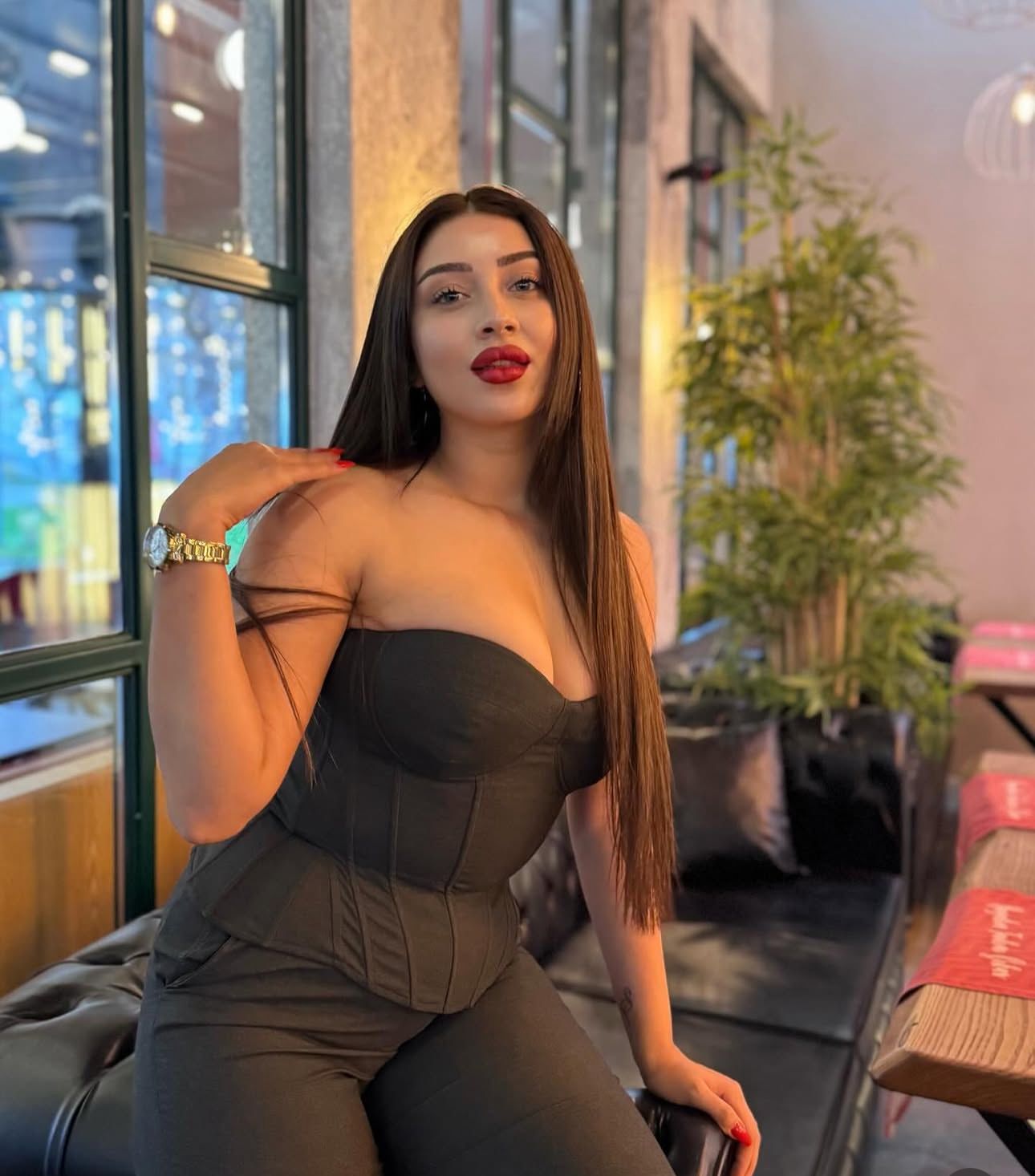 Orhaniye Mükemmel Sevgili Escort Lale